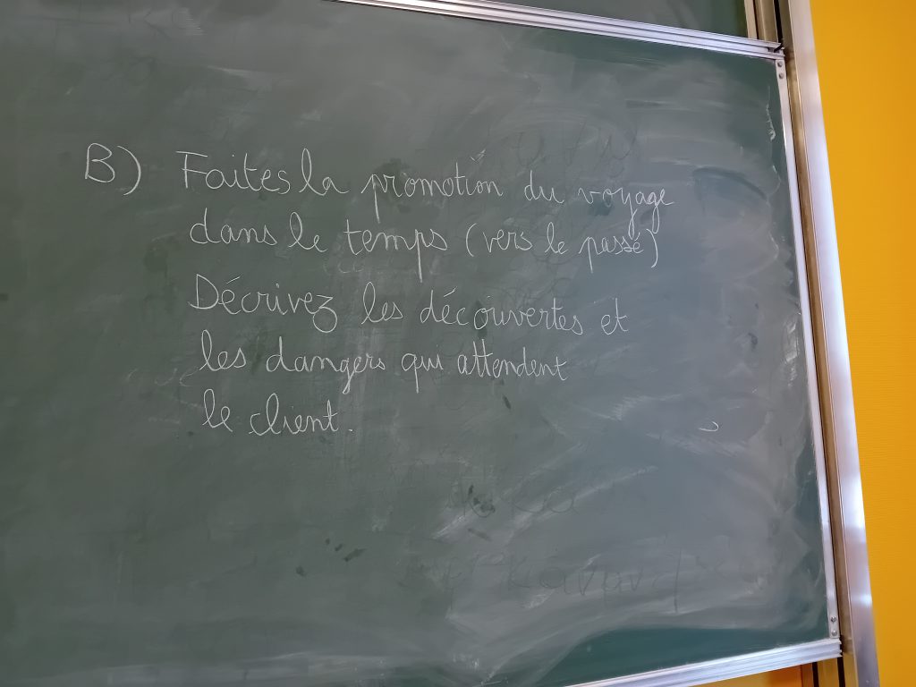 Une consigne d'écriture autour du thème "Retour dans le passé".